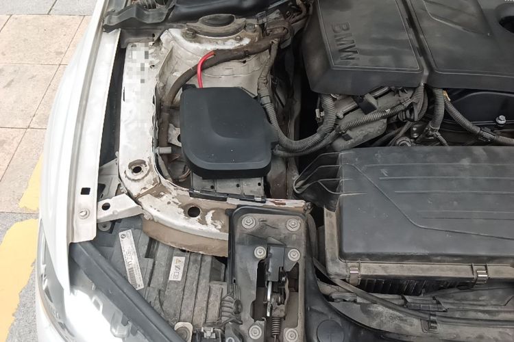 Used BMW 3 Series 2015 316Li Fashion Model Engine Bay Right