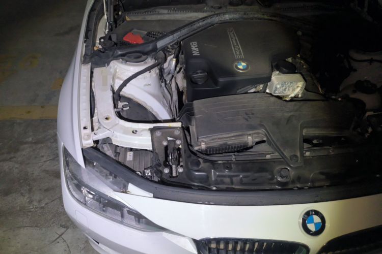 Used BMW 3 Series 2015 320Li Luxury Edition Fashion Model Engine Bay Right