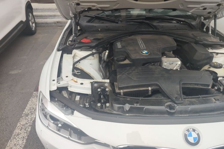 Used BMW 3 Series 2015 320Li Fashion Model Engine Bay Right