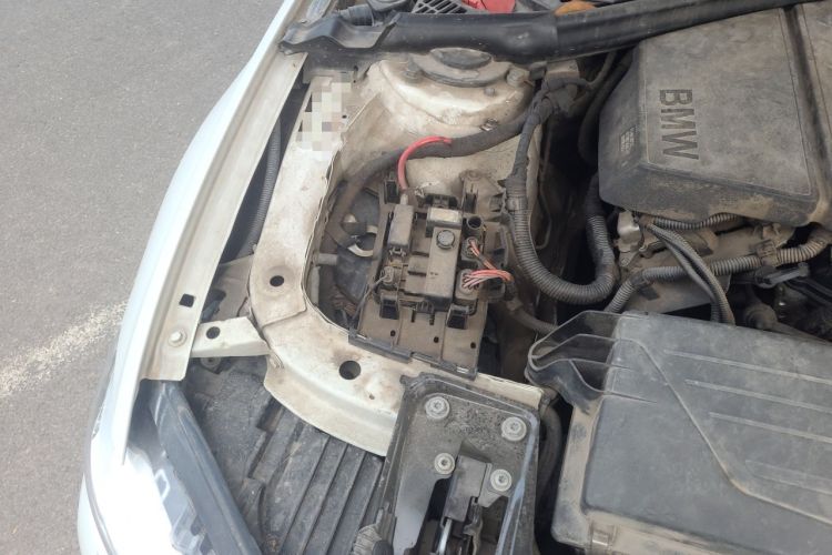 Used BMW 3 Series 2015 316Li Fashion Model Engine Bay Right