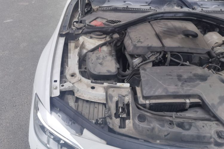 Used BMW 3 Series 2015 316Li Fashion Model Engine Bay Right