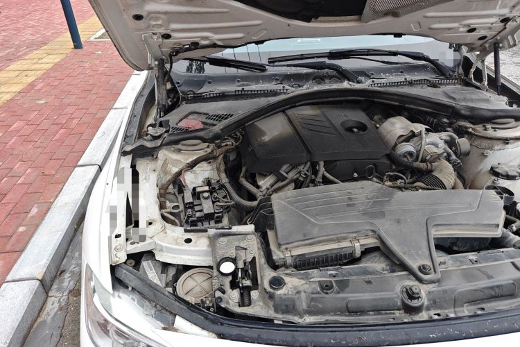 Used BMW 3 Series 2015 316i Active Edition Engine Bay Right