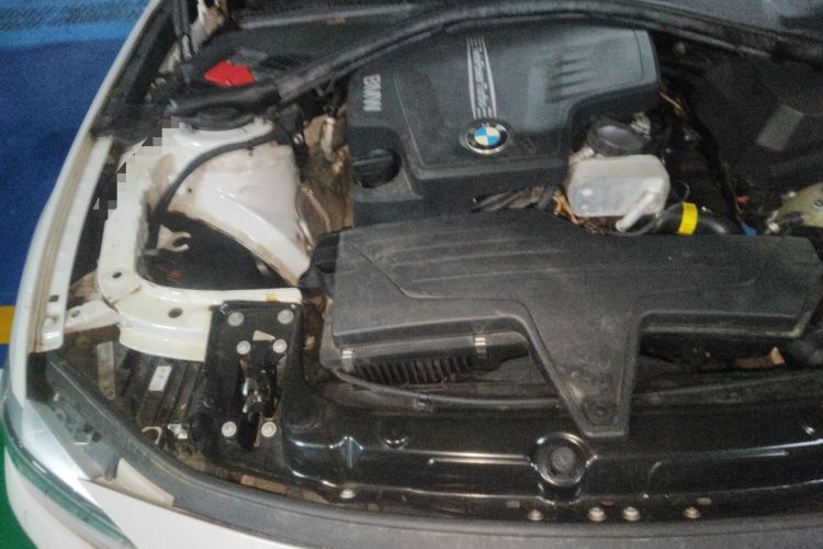 Used BMW 3 Series 2015 320Li Luxury Edition Fashion Model Engine Bay Right