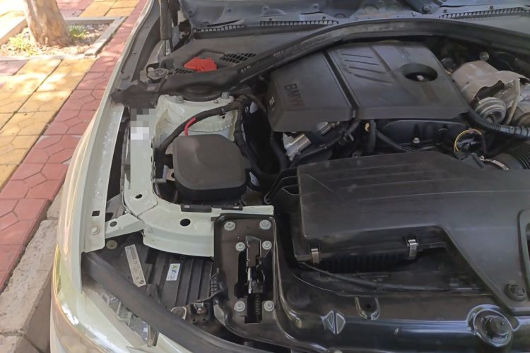 Used BMW 3 Series 2015 316i Active Edition Engine Bay Right