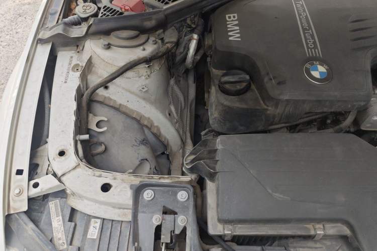 Used BMW 3 Series 2015 320Li Luxury Edition Fashion Model Engine Bay Right