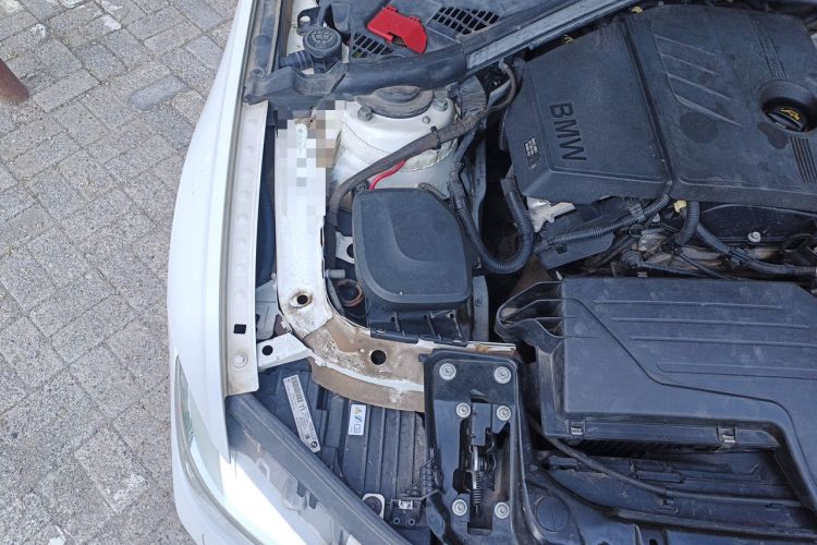 Used BMW 3 Series 2015 316Li Fashion Model Engine Bay Right