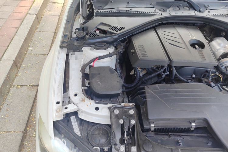 Used BMW 3 Series 2015 316i Active Edition Engine Bay Right