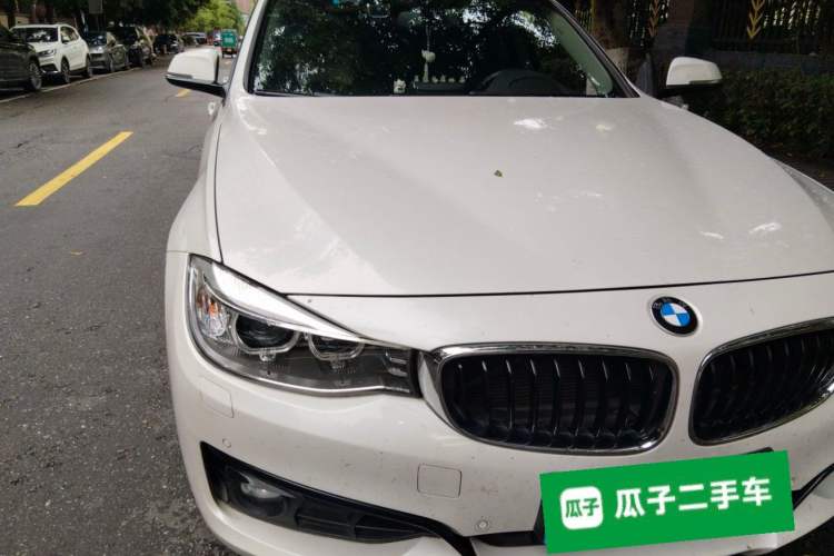 Used BMW 3 Series 2015 320i Sport Design Package Engine Bay Right