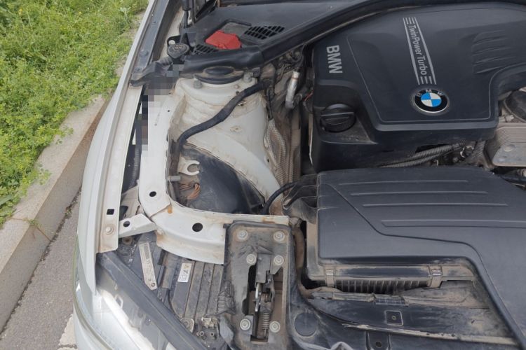 Used BMW 3 Series 2015 328i Sport Design Package Engine Bay Right