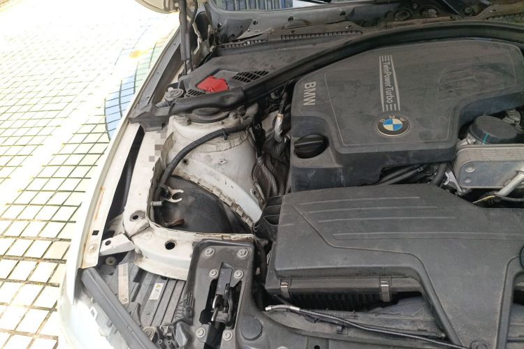 Used BMW 3 Series 2015 320Li Luxury Edition Fashion Model Engine Bay Right