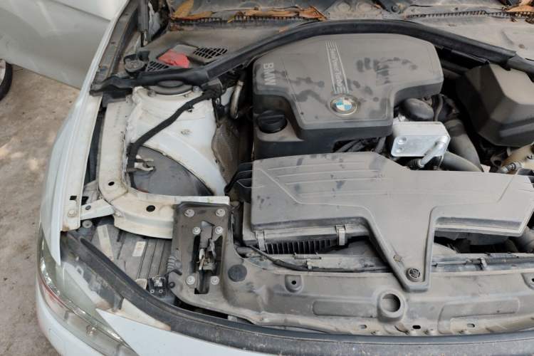 Used BMW 3 Series 2015 328Li Fashion Model Engine Bay Right