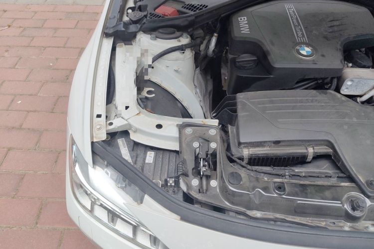 Used BMW 3 Series 2015 320Li Fashion Model Engine Bay Right