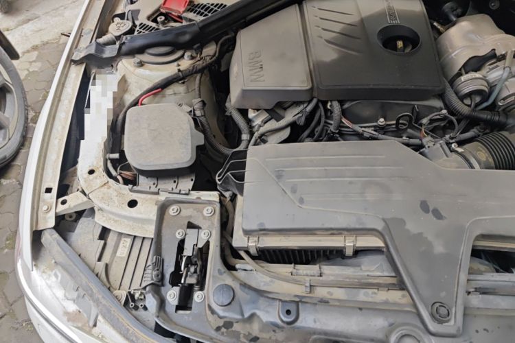Used BMW 3 Series 2015 316Li Fashion Model Engine Bay Right