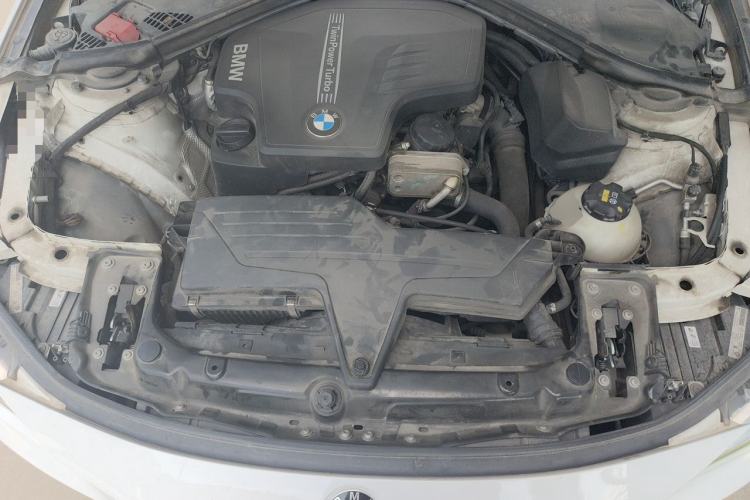Used BMW 3 Series 2015 320i Sport Design Package Engine Bay