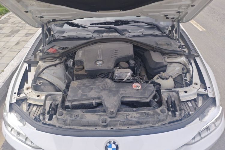 Used BMW 3 Series 2015 320Li Fashion Model Engine Bay
