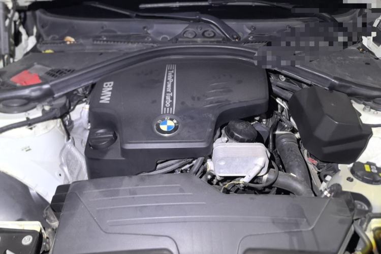Used BMW 3 Series 2015 320Li Luxury Design Package Engine Bay