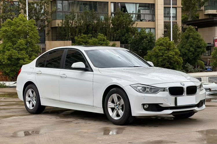 Used BMW 3 Series 2015 320i Fashion Model Exterior 1