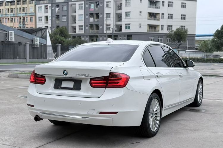 Used BMW 3 Series 2015 320Li Luxury Design Package Premium Edition Exterior 1