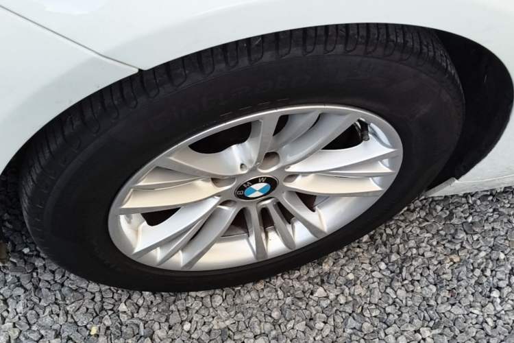 Used BMW 3 Series 2015 320Li Luxury Edition Fashion Model Exterior 1