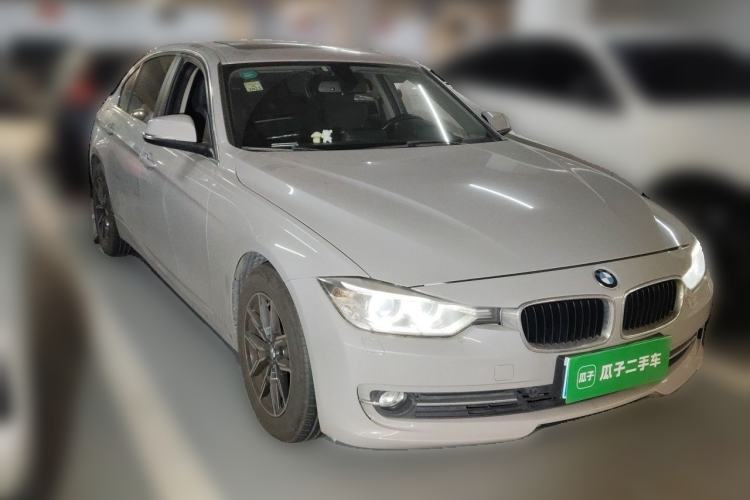 Used BMW 3 Series 2015 316Li Fashion Model Exterior 2