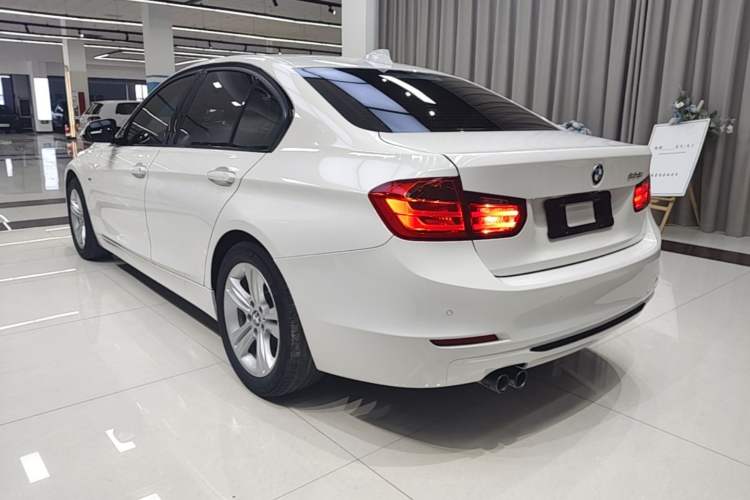 Used BMW 3 Series 2015 328i Sport Design Package Exterior 2