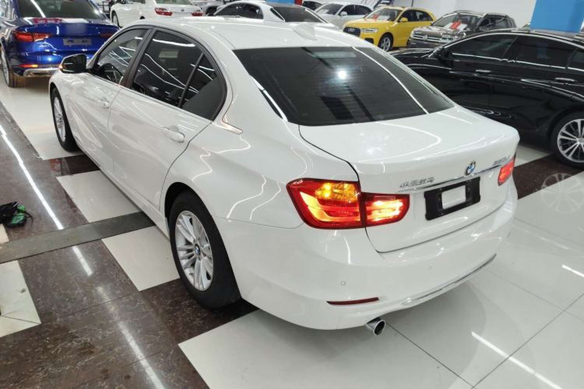 Used BMW 3 Series 2015 320Li Luxury Edition Fashion Model Exterior 2