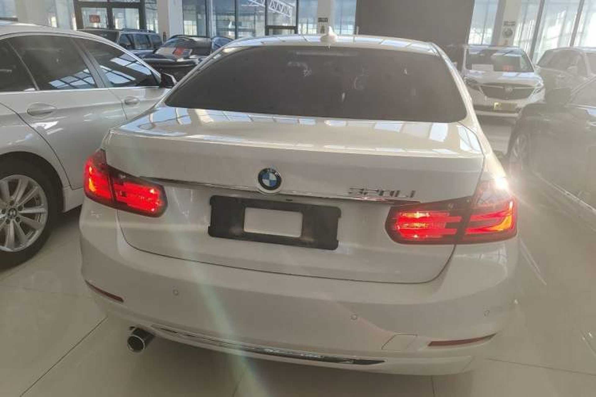 Used BMW 3 Series 2015 320Li Luxury Design Package Premium Edition Exterior 2