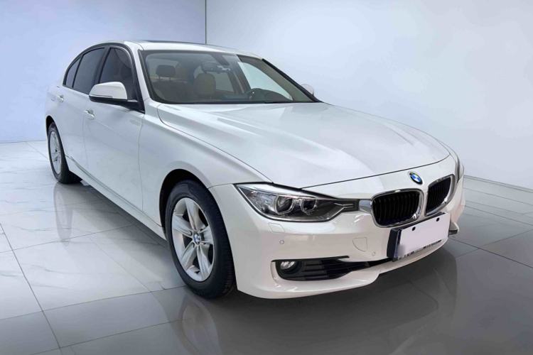 Used BMW 3 Series 2015 320i Fashion Model Exterior 2