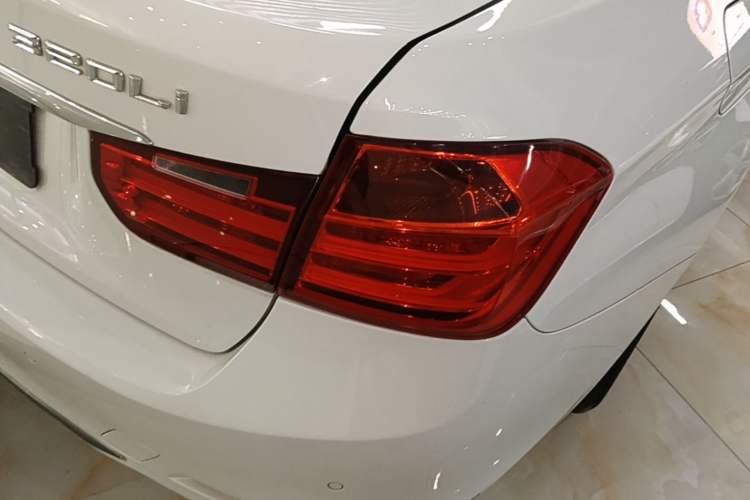 Used BMW 3 Series 2015 320Li Fashion Model Exterior 3