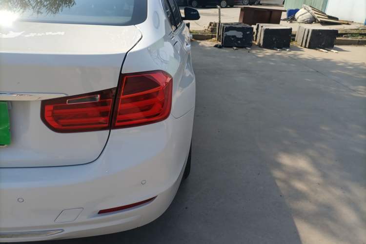 Used BMW 3 Series 2015 316Li Fashion Model Exterior 3