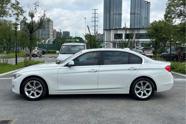 Used BMW 3 Series 2015 328Li xDrive Fashion Model Exterior 3