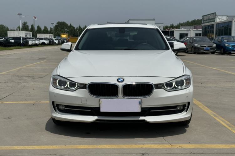Used BMW 3 Series 2015 320Li Fashion Model Exterior 4