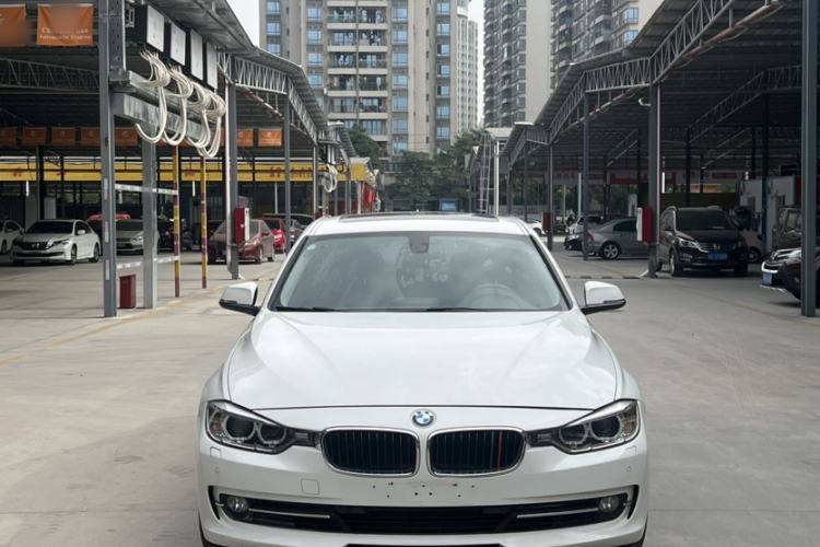 Used BMW 3 Series 2015 320Li Luxury Edition Fashion Model Exterior 4