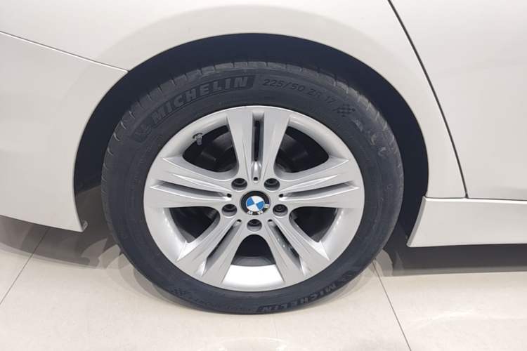 Used BMW 3 Series 2015 328i Sport Design Package Exterior 5