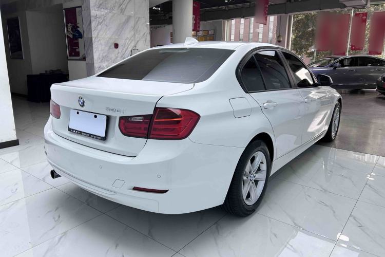 Used BMW 3 Series 2015 320i Fashion Model Exterior 6