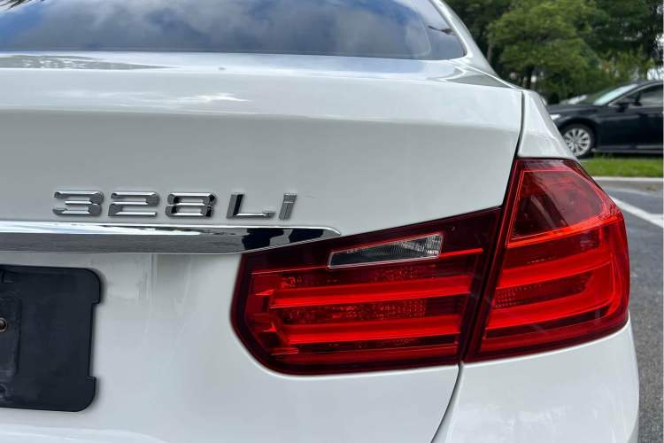 Used BMW 3 Series 2015 328Li xDrive Fashion Model Exterior 6