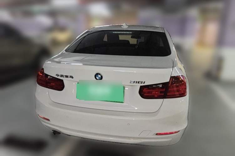 Used BMW 3 Series 2015 316i Active Edition Exterior 7