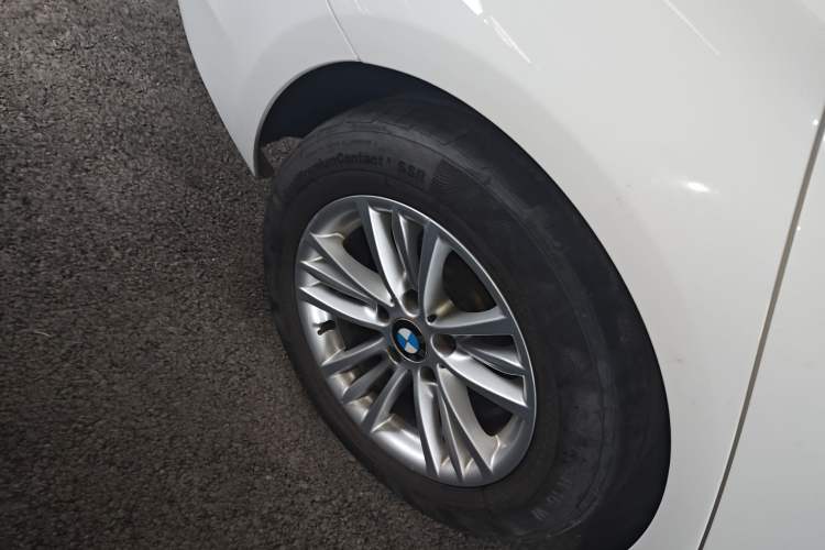 Used BMW 3 Series 2015 320Li Luxury Edition Fashion Model Exterior 8