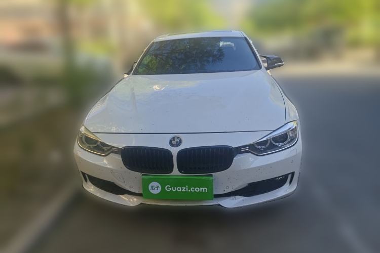 Used BMW 3 Series 2015 320i Luxury Line Stylish Edition Front