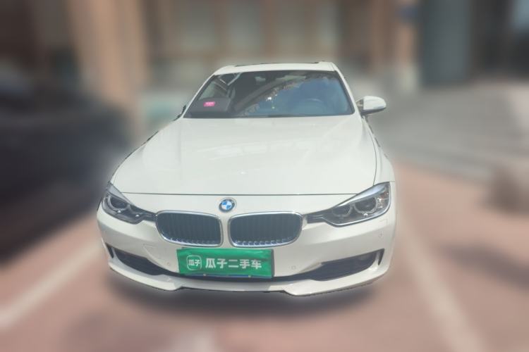 Used BMW 3 Series 2015 320i Luxury Line Stylish Edition Front