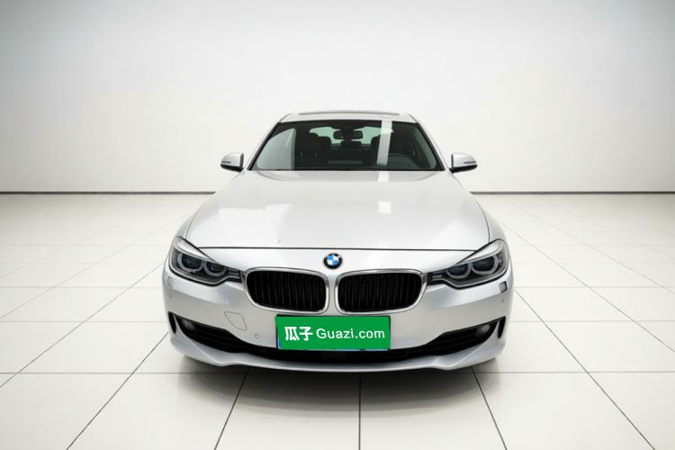 Used BMW 3 Series 2015 320i Fashion Model Front
