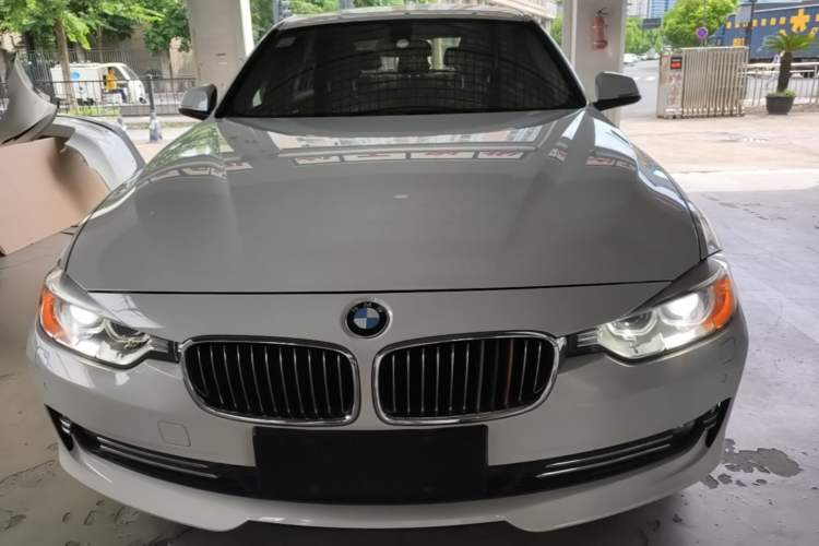 Used BMW 3 Series 2015 320Li Luxury Design Package Premium Edition Front