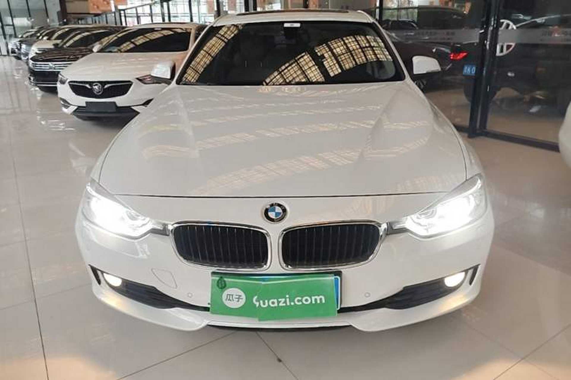 Used BMW 3 Series 2015 320i Luxury Line Stylish Edition Front