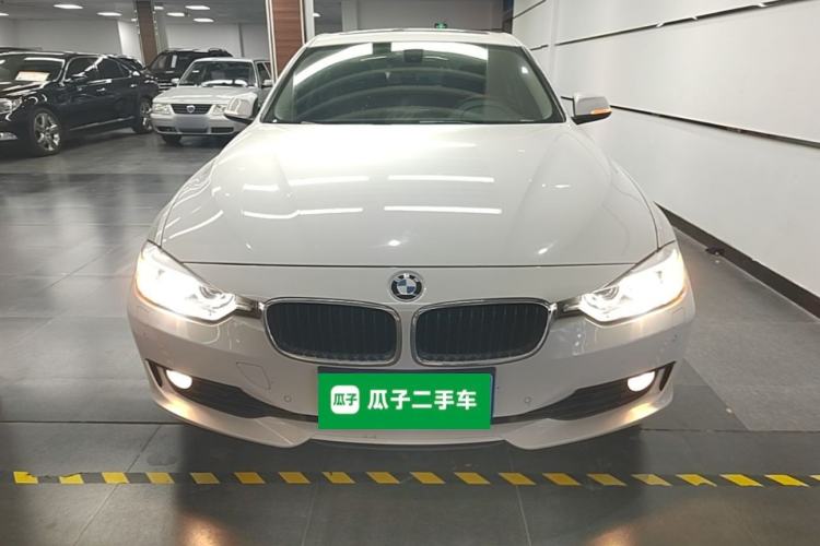Used BMW 3 Series 2015 320i Luxury Line Stylish Edition Front