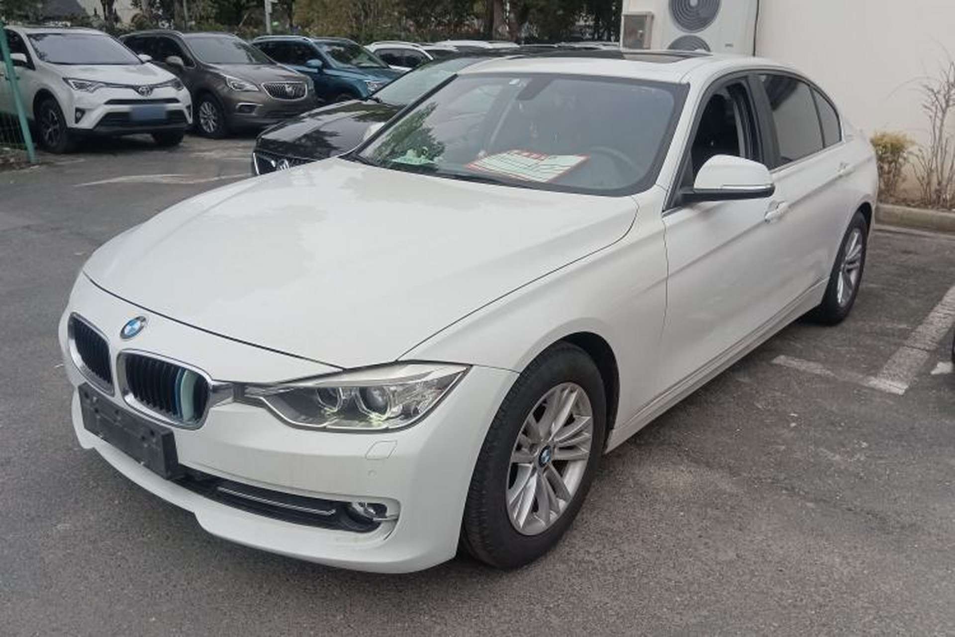 Used BMW 3 Series 2015 320Li Luxury Edition Fashion Model Front Left 45 Deg