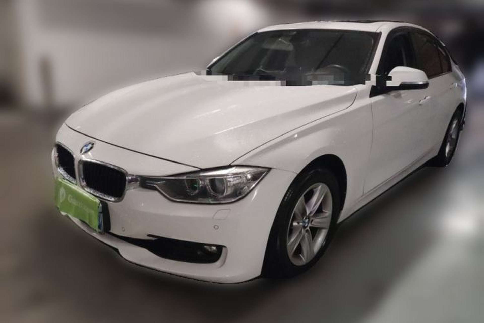 Used BMW 3 Series 2015 320i Luxury Line Stylish Edition Front Left 45 Deg