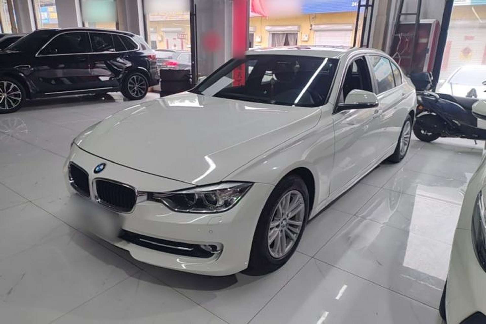 Used BMW 3 Series 2015 316Li Fashion Model Front Left 45 Deg