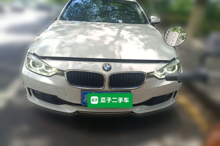 Used BMW 3 Series 2015 320i Luxury Line Stylish Edition Front
