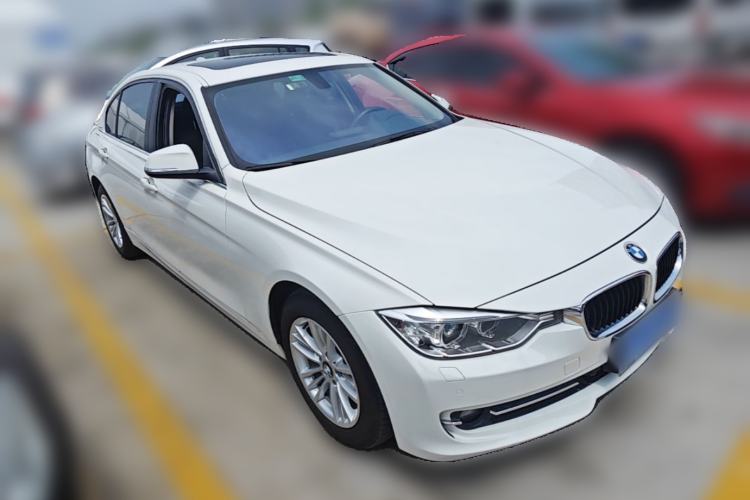Used BMW 3 Series 2015 316Li Fashion Model Front Right 45 Deg