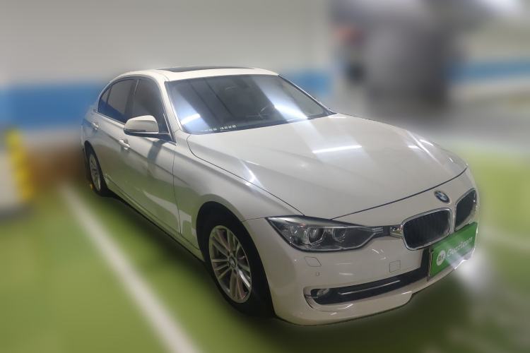Used BMW 3 Series 2015 320Li Fashion Model Front Right 45 Deg